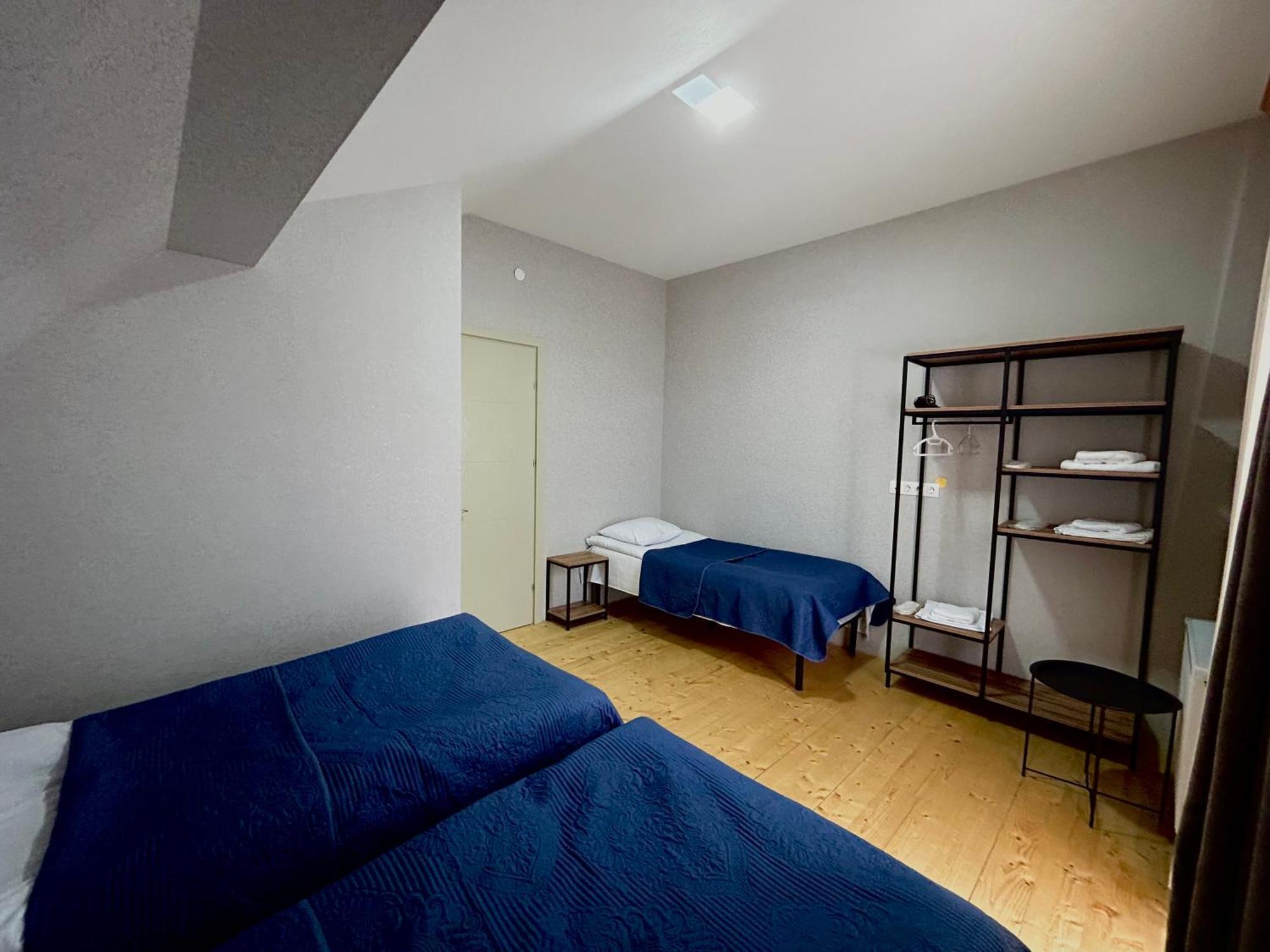 Aldema Hotell Kazbegi Eksteriør bilde